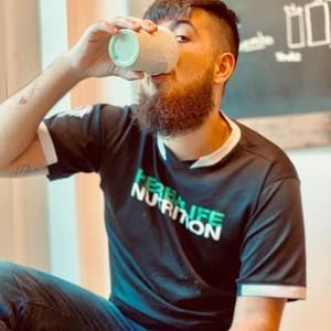 Meet your Posher, Jai